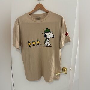 Hybrid Apparel Peanuts Graphic Tee Size L Unisex